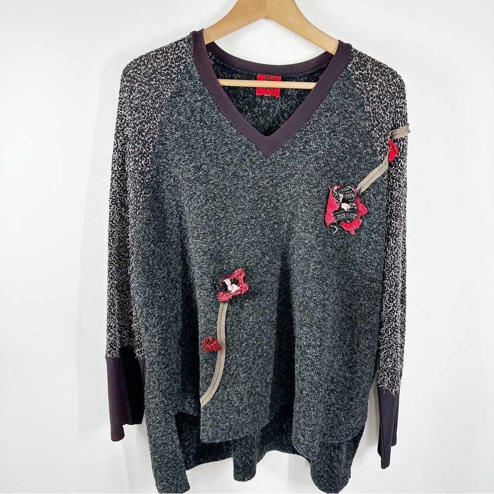 JG's Mad Lab Embellished Floral V Neck Tunic Sweater Top M/L